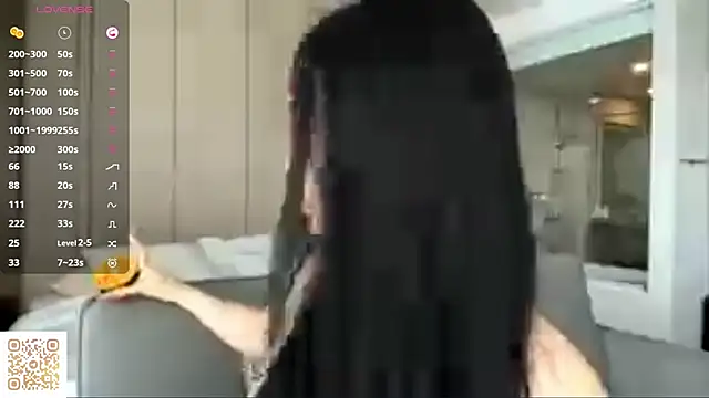 LezlieGreet online show from October 2025 03:40:01 AM