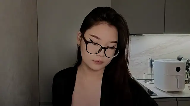 Snapshot of iamyuki chatting on December 2025 10:22:02 AM iamyuki online show from December 2025 10:22:02 AM