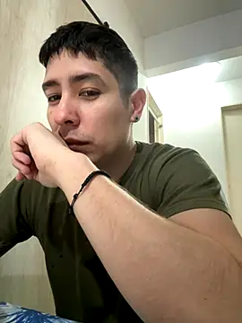 Snapshot of 9999Alez chatting on September 2025 09:07:02 PM 9999Alez online show from September 2025 09:07:02 PM