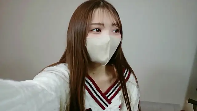 mimichan v online show from November 2025 12:49:01 PM