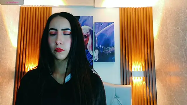 Snapshot of Sophi_Thaylorr chatting on September 2025 01:01:01 PM Sophi Thaylorr online show from September 2025 01:01:01 PM