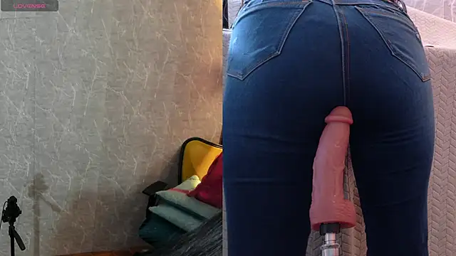 Snapshot of Sophi_Thaylorr chatting on September 2025 01:59:02 PM Sophi Thaylorr online show from September 2025 01:59:02 PM