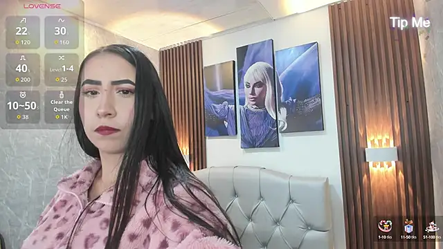 Snapshot of Sophi_Thaylorr chatting on October 2025 12:56:02 PM Sophi Thaylorr online show from October 2025 12:56:02 PM