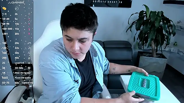 IanGilbert online show from September 2025 08:09:01 PM