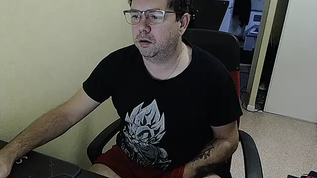 blueandwhite1 online show from December 2024 07:56:02 AM