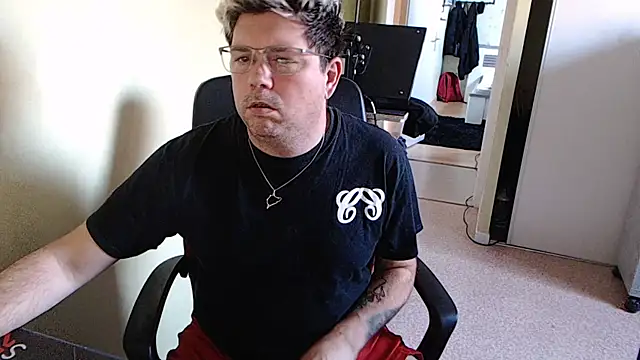 blueandwhite1 online show from December 2024 03:26:01 PM