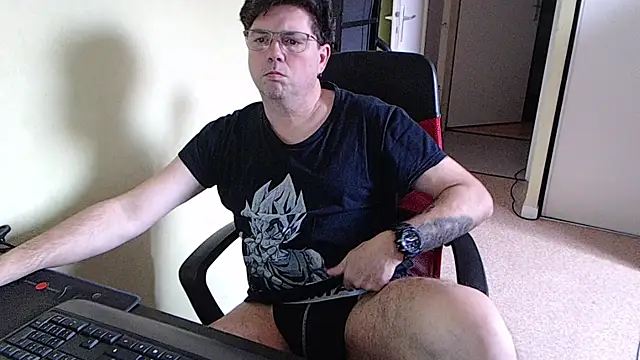 blueandwhite1 online show from February 2026 03:45:01 PM