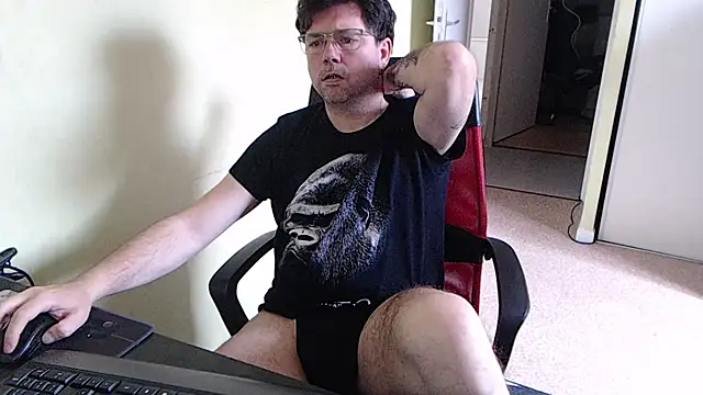 blueandwhite1 online show from March 2026 11:29:02 AM