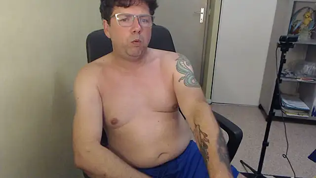 blueandwhite1 online show from July 2026 02:30:01 PM