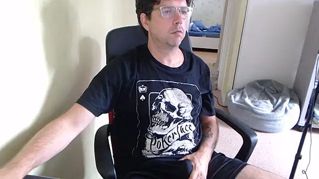 blueandwhite1 online show from July 2026 10:03:01 AM