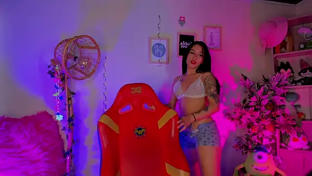  chloe moons  online show from October 2025 09:55:01 PM