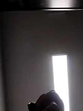 danigarci2307 online show from April 2026 08:53:02 PM