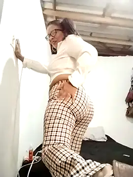 Snapshot of Africa_moont chatting on September 2025 07:26:02 PM Africa moont online show from September 2025 07:26:02 PM