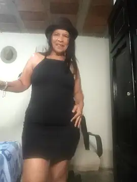 Snapshot of Africa_moont chatting on October 2025 07:37:01 PM Africa moont online show from October 2025 07:37:01 PM