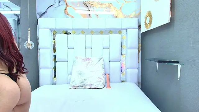 Samantha-Colins  online show from September 2025 09:15:01 PM