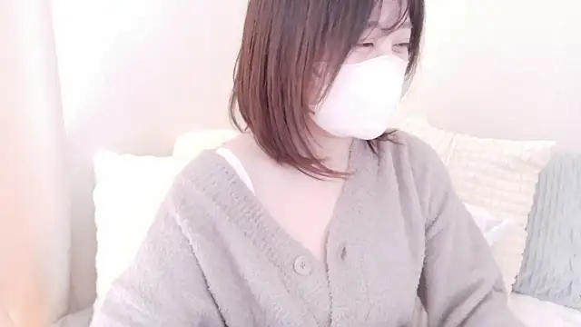 Snapshot of mi__san chatting on November 2025 01:09:02 AM mi san online show from November 2025 01:09:02 AM