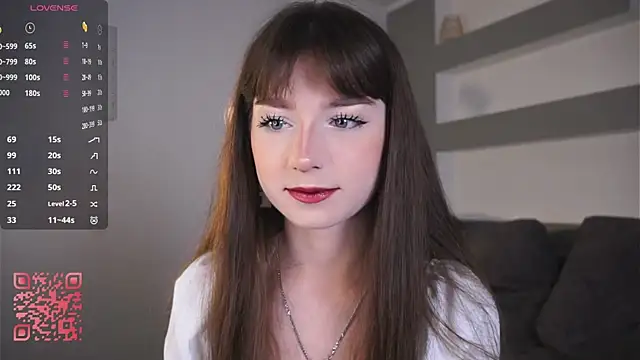 DreamyDaisy online show from October 2025 07:00:01 PM