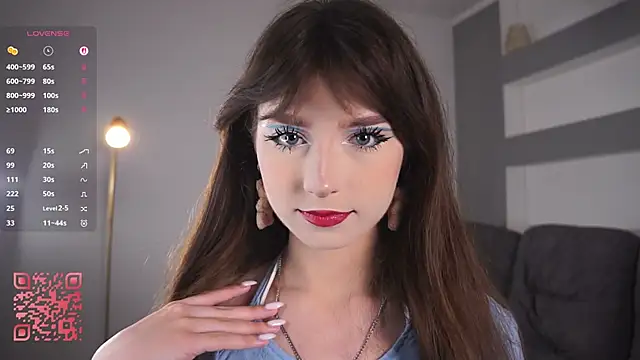 DreamyDaisy online show from October 2025 06:18:01 PM