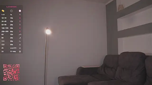 DreamyDaisy online show from October 2025 07:10:02 PM