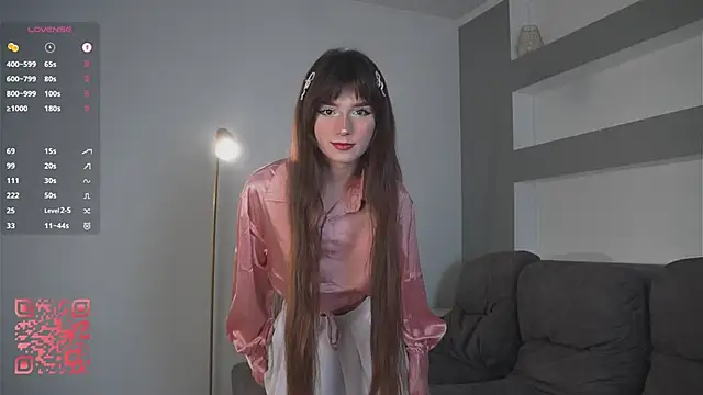 DreamyDaisy online show from October 2025 07:15:02 PM