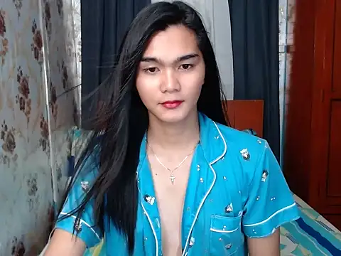 Snapshot of lady_in_moon chatting on October 2025 05:43:02 AM lady in moon online show from October 2025 05:43:02 AM