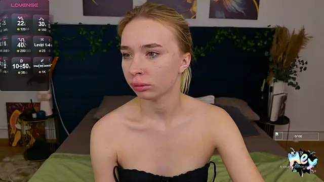 Snapshot of RachelColon chatting on October 2025 02:25:02 PM RachelColon online show from October 2025 02:25:02 PM