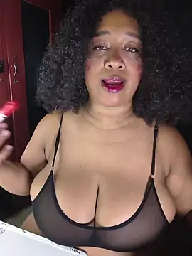 Snapshot of Yera_brown69 chatting on April 2026 11:58:01 PM Yera brown69 online show from April 2026 11:58:01 PM