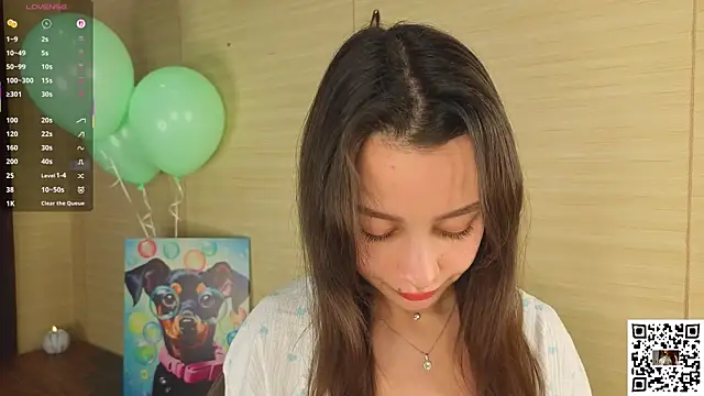 VineciaDestors online show from October 2025 06:09:01 PM