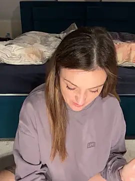 Velvetwitch87 online show from October 2025 05:21:01 PM