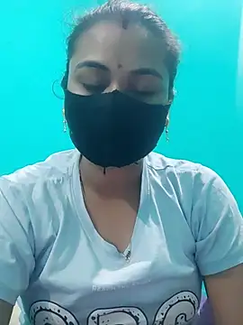 Snapshot of DivyaBhabhi69@xh chatting on February 2026 04:45:02 PM DivyaBhabhi69xh online show from February 2026 04:45:02 PM