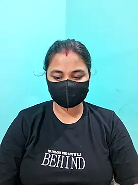 Snapshot of DivyaBhabhi69@xh chatting on July 2026 06:13:01 PM DivyaBhabhi69xh online show from July 2026 06:13:01 PM