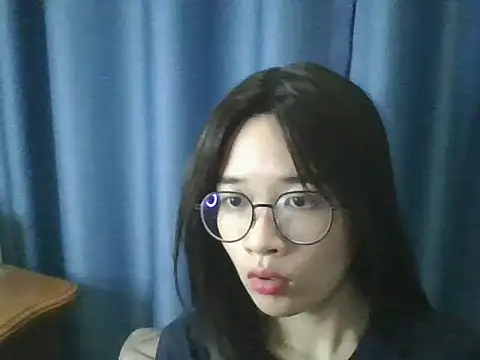 Monice1314 online show from September 2025 11:43:01 AM