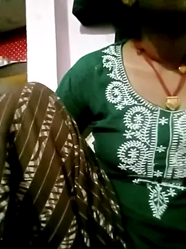 Hot tin74 online show from November 2025 05:44:01 PM