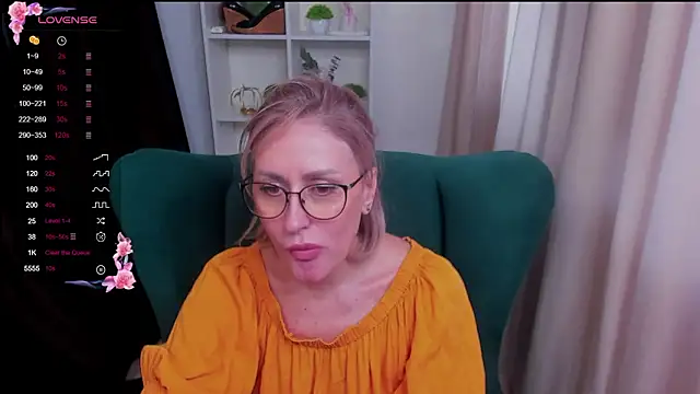 Snapshot of PamellaMurphy chatting on February 2026 07:01:01 AM PamellaMurphy online show from February 2026 07:01:01 AM