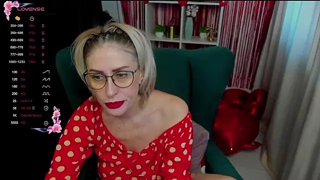 Snapshot of PamellaMurphy chatting on February 2026 04:08:01 AM PamellaMurphy online show from February 2026 04:08:01 AM