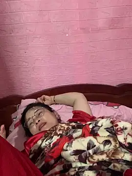 Star-sweet online show from October 2025 01:27:02 AM