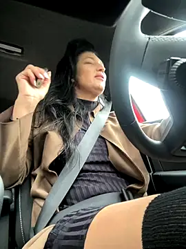 BellaEveX online show from November 2025 01:20:01 PM