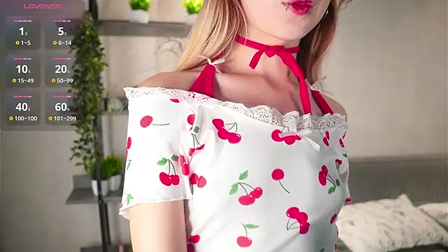 CameliaGlaue online show from October 2025 10:12:02 AM