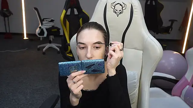  Lili 054 online show from October 2025 10:24:01 AM