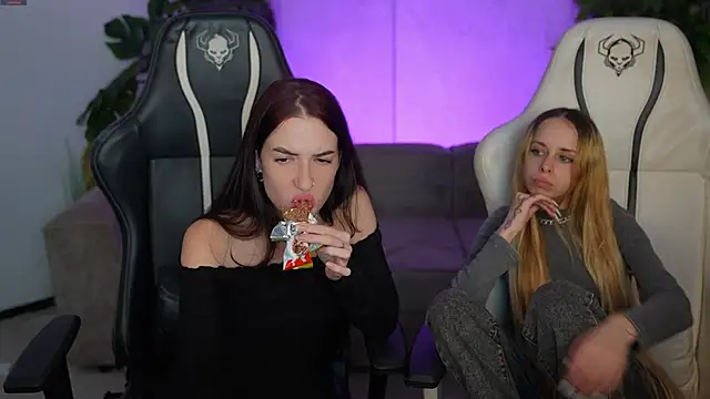  Lili 054 online show from November 2025 03:22:01 PM