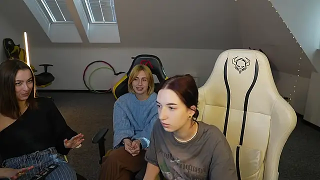  Lili 054 online show from November 2025 11:10:02 AM