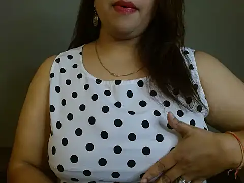 Snapshot of Your_candy_47 chatting on November 2025 04:07:01 PM Your candy 47 online show from November 2025 04:07:01 PM