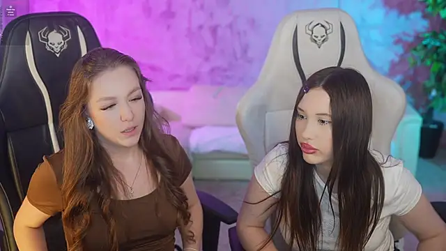 Ella 054 online show from October 2025 02:47:01 PM