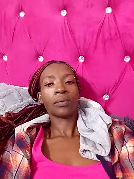 Snapshot of BadGirlSexyT chatting on September 2025 05:29:02 PM BadGirlSexyT online show from September 2025 05:29:02 PM