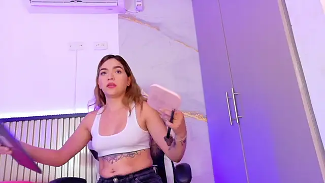 Sammy Lovee online show from October 2025 07:24:02 PM