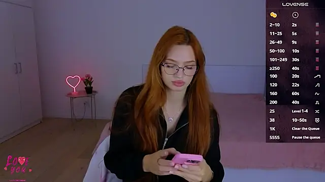 CuteAriel7 online show from October 2025 03:23:02 PM