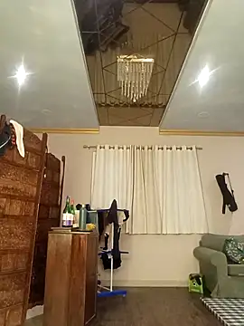 Snapshot of Nisha_Sassmaxxx chatting on September 2025 10:00:02 PM Nisha Sassmaxxx online show from September 2025 10:00:02 PM