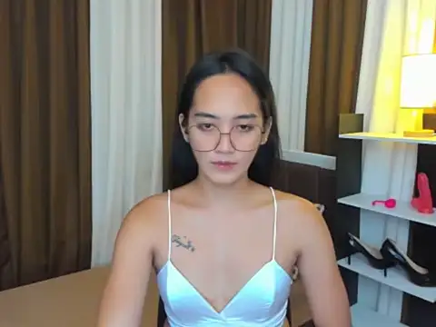 URHottestAngel online show from September 2025 06:07:01 PM