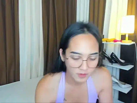 URHottestAngel online show from September 2025 05:13:01 PM