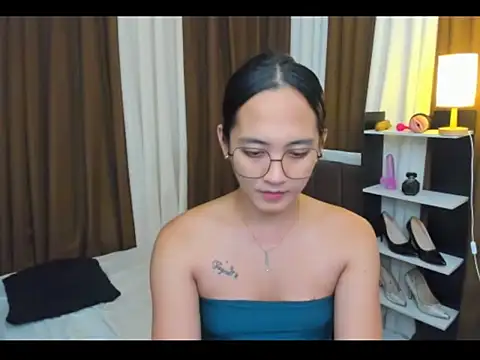 URHottestAngel online show from October 2025 05:16:02 AM